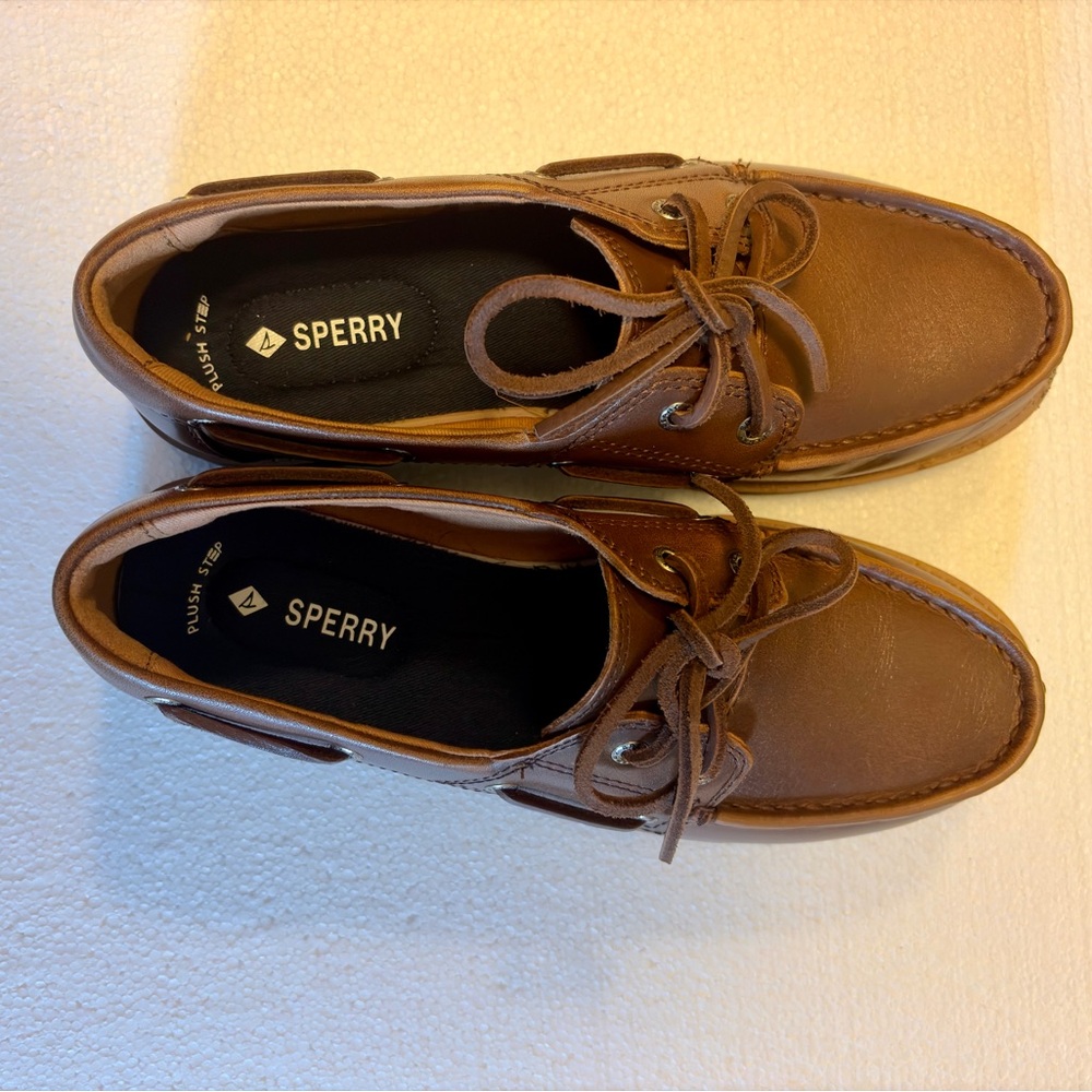 Sperry Women’s Tan Leather Boat Shoes - Picture 5 of 6